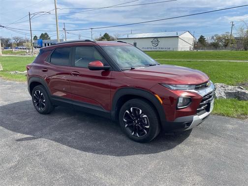 Crimson Metallic 2023 Chevrolet Trailblazer LT
