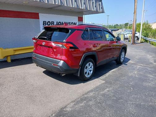 Ruby Flare Pearl 2020 Toyota RAV4 LE