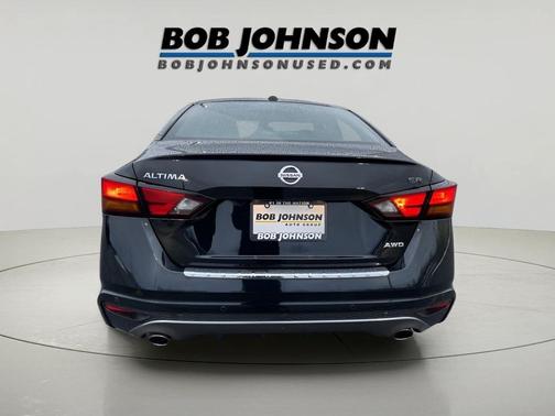 2020 Nissan Altima SR Intelligent AWD