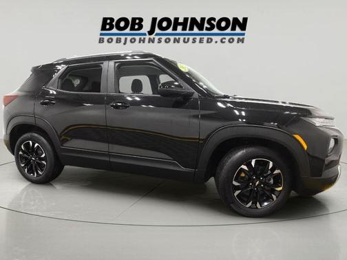 Mosaic Black Metallic 2023 Chevrolet Trailblazer LT