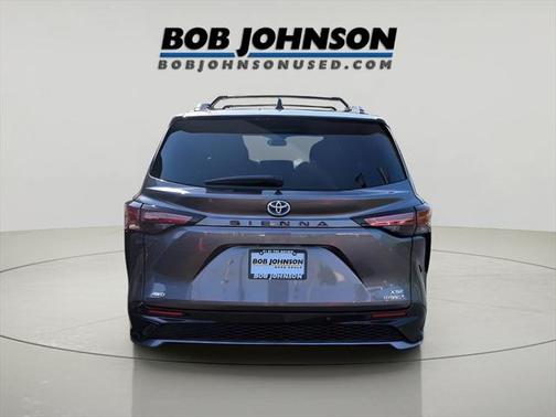 2022 Toyota Sienna XSE 7 Passenger