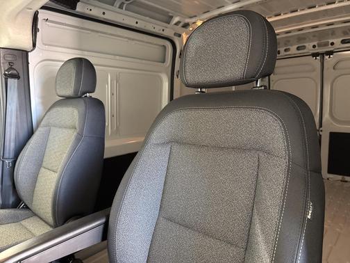 2025 RAM ProMaster 2500 Tradesman
