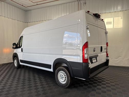 2025 RAM ProMaster 2500 Tradesman