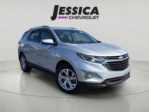 Silver Ice Metallic 2019 Chevrolet Equinox 1LT