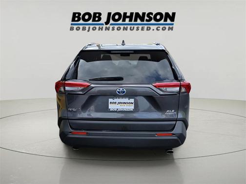 2020 Toyota RAV4 Hybrid XLE
