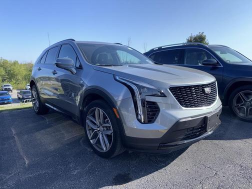2023 Cadillac XT4 Sport