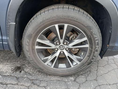 Shoreline Blue Pearl 2017 Toyota Highlander SUV