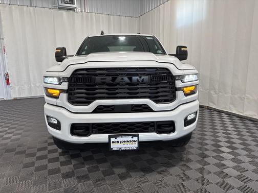 2025 RAM 2500 Big Horn Crew Cab 4x4 6'4' Box