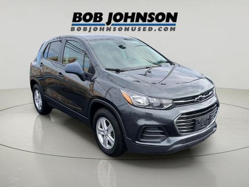 Nightfall Gray Metallic 2019 Chevrolet Trax LS