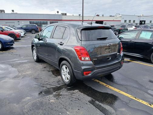 Nightfall Gray Metallic 2019 Chevrolet Trax LS