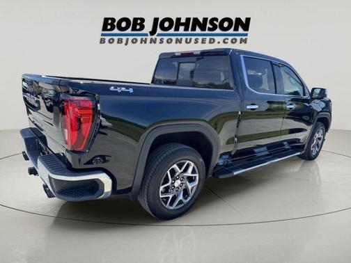 Onyx Black 2023 GMC Sierra 1500 SLT