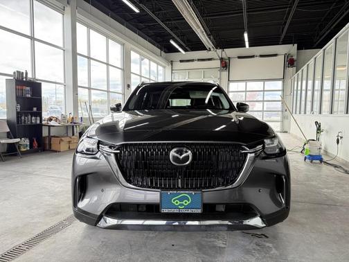 2024 Mazda CX-90 PHEV Premium