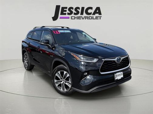 2021 Toyota Highlander Hybrid XLE