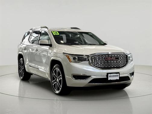 2019 GMC Acadia Denali
