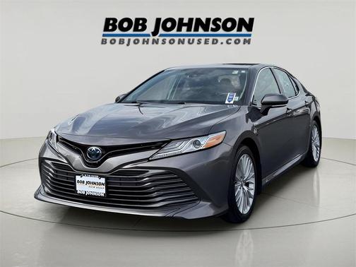 2019 Toyota Camry Hybrid XLE