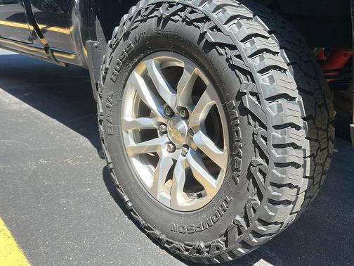 Black 2019 Chevrolet Silverado 1500 LT