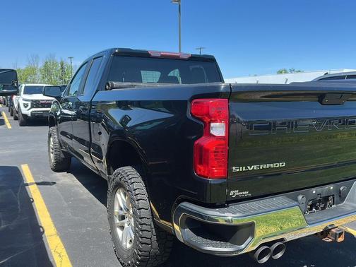 Black 2019 Chevrolet Silverado 1500 LT