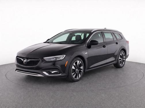 Ebony Twilight Metallic 2018 Buick Regal TourX Essence