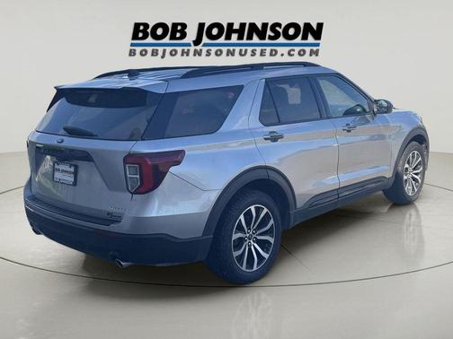 Iconic Silver 2022 Ford Explorer ST-Line