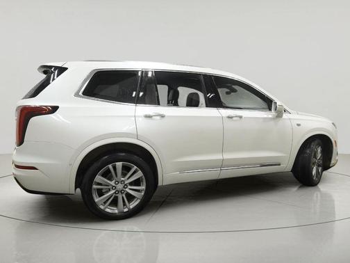 Crystal White Tricoat 2020 Cadillac XT6 Premium Luxury AWD