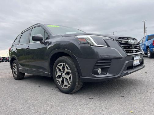 2022 Subaru Forester Premium