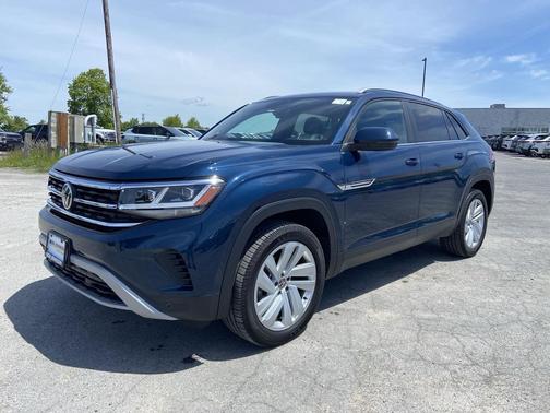 Tourmaline Blue Metallic 2022 Volkswagen Atlas Cross Sport 3.6L V6 SE w/Technology