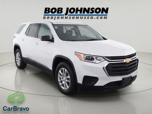 Summit White 2020 Chevrolet Traverse LS