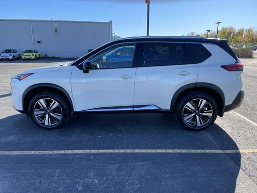 2022 Nissan Rogue Platinum