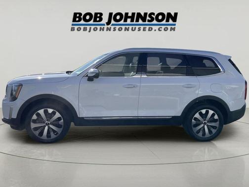 Glacial White Pearl 2021 Kia Telluride EX