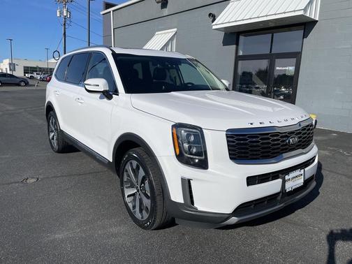 Glacial White Pearl 2021 Kia Telluride EX