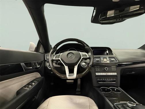 2016 Mercedes-Benz E-Class 4MATIC