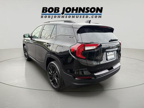 Ebony Twilight Metallic 2023 GMC Terrain SLE