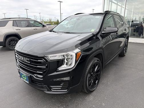 Ebony Twilight Metallic 2023 GMC Terrain SLE