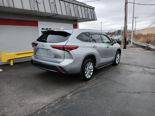 2021 Toyota Highlander Limited