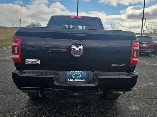 Diamond Black Crystal Pearlcoat 2024 RAM 2500 Longhorn