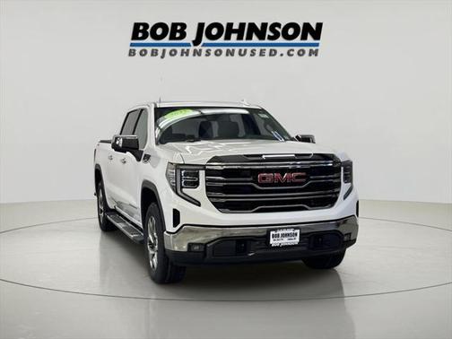 2022 GMC Sierra 1500 SLT
