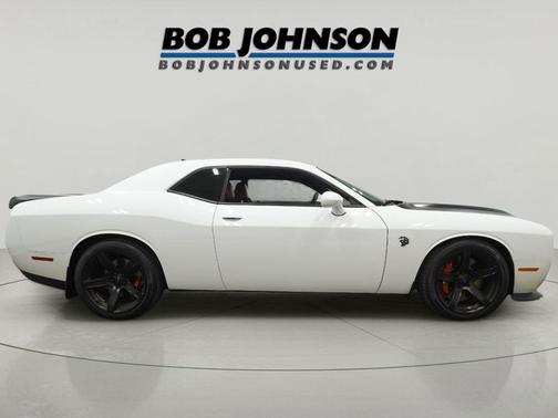 White Knuckle Clearcoat 2022 Dodge Challenger SRT Hellcat