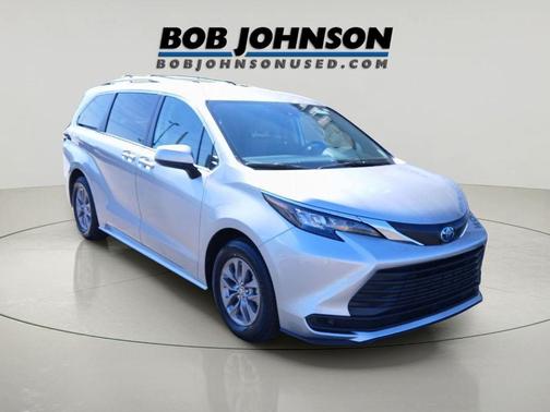 Celestial Silver Metallic 2024 Toyota Sienna LE