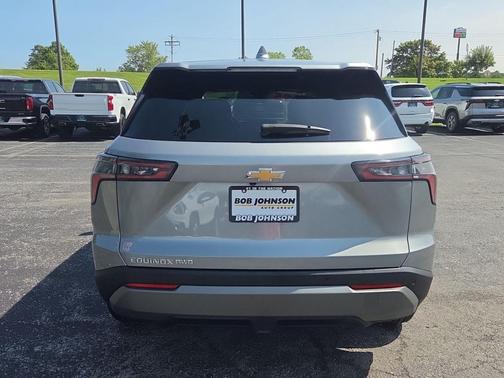 Sterling Gray Metallic 2026 Chevrolet Equinox 1LT