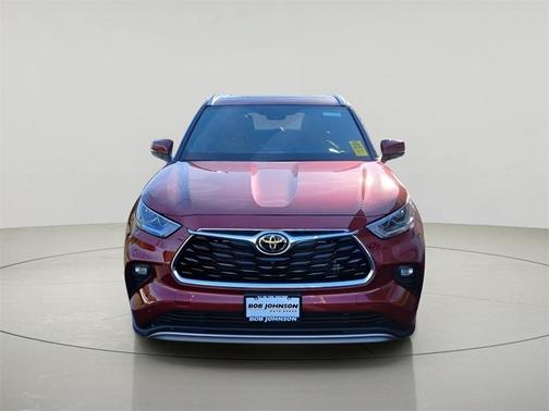 2022 Toyota Highlander Platinum