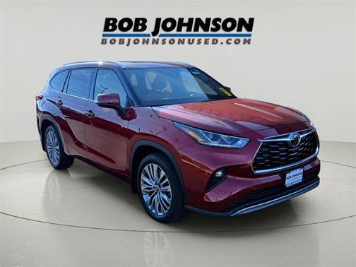 2022 Toyota Highlander Platinum
