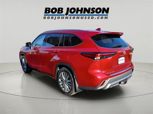 2022 Toyota Highlander Platinum