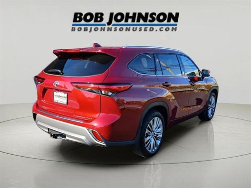 2022 Toyota Highlander Platinum
