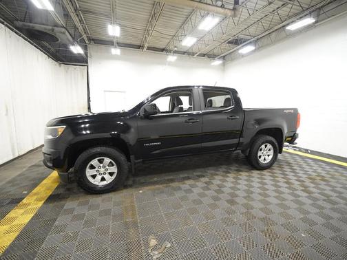 Black 2019 Chevrolet Colorado WT