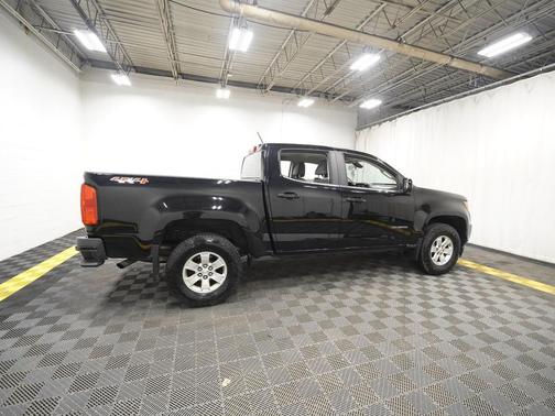 Black 2019 Chevrolet Colorado WT