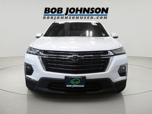 Summit White 2023 Chevrolet Traverse LT Cloth