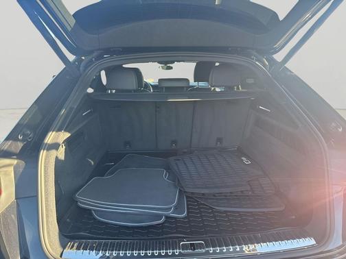 2020 Audi Q8 55 Premium Plus