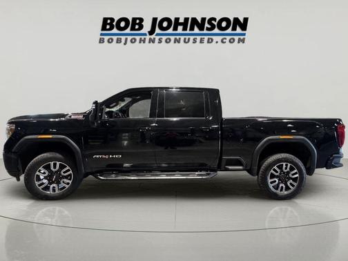 Onyx Black 2022 GMC Sierra 2500 AT4