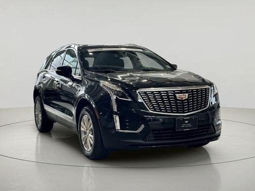 Stellar Black Metallic 2024 Cadillac XT5 Luxury