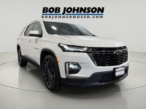 Summit White 2023 Chevrolet Traverse RS